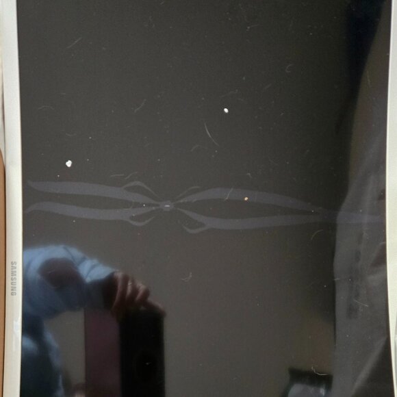 Samsung White Curved 32" Monitor - FOR PARTS ONLY - Picture 2 of 2